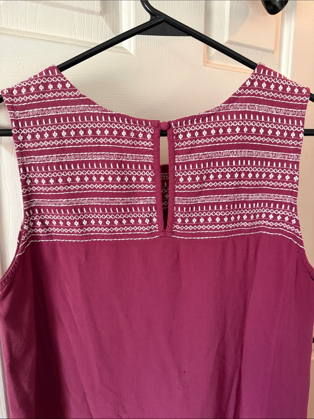 Ariat Embroidered Raspberry Camisole - Picture 4 of 4